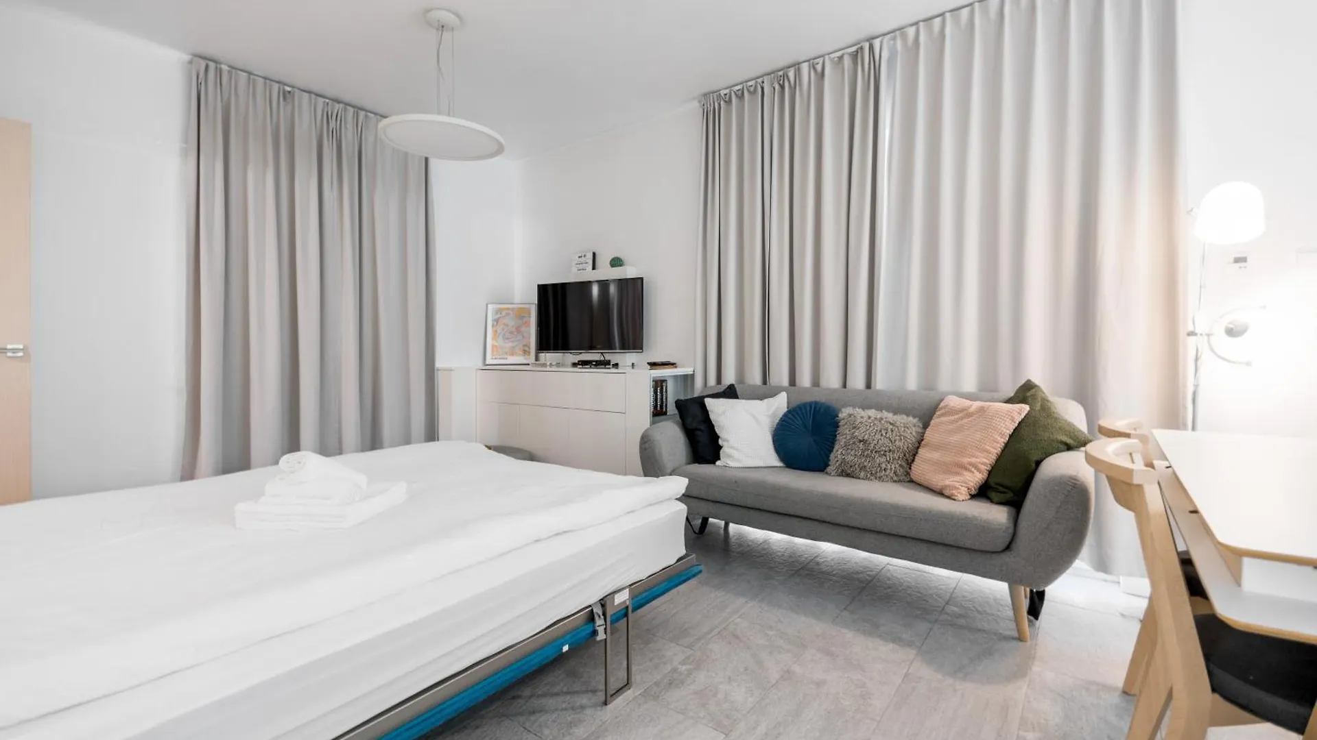 Warta River Comfort Apartment Poznaň 0*,  Polsko